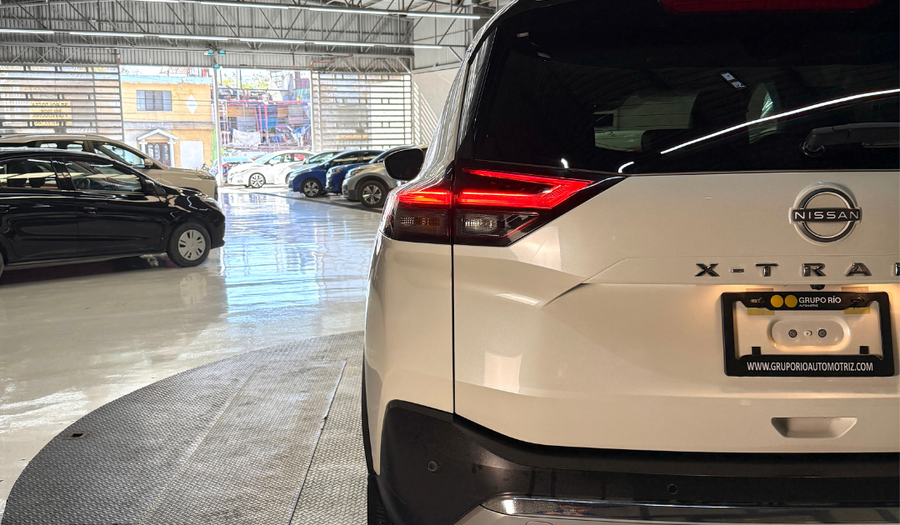 Nissan X-trail 2.5 PLATINUM PLUS 2 ROW CVT Suv 2023