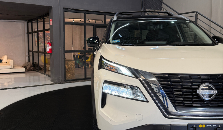 Nissan X-trail 2.5 PLATINUM PLUS 2 ROW CVT Suv 2023