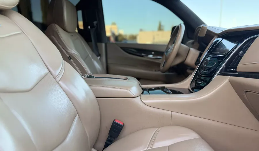 Cadillac Escalade 6.2 SUV P PLATINUM AUTO 4WD Suv 2018