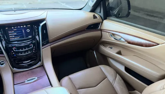 Cadillac • Escalade