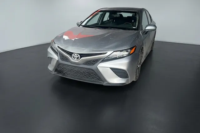 Toyota · Camry