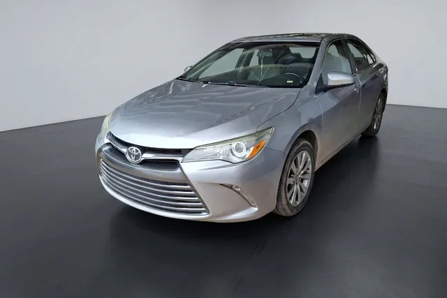 Toyota · Camry