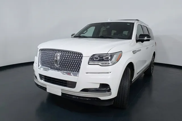 Lincoln · Navigator