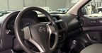 Nissan Np300 2.5 ESTACAS DH AC PAQ. SEG. Pickup 2020