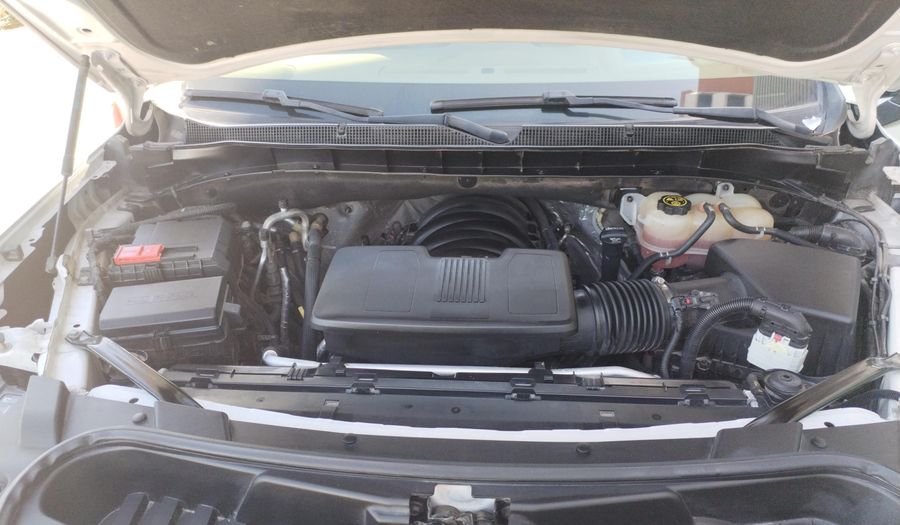 Chevrolet Suburban 5.3 PREMIER F AUTO 4WD Suv 2023