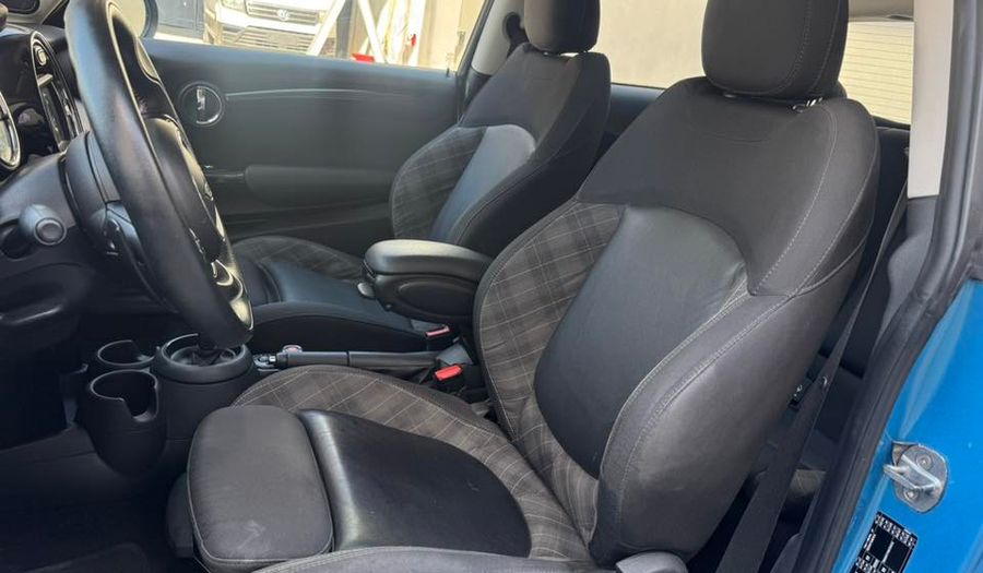 Mini Cooper S 2.0 COOPER CHILI DCT Hatchback 2019