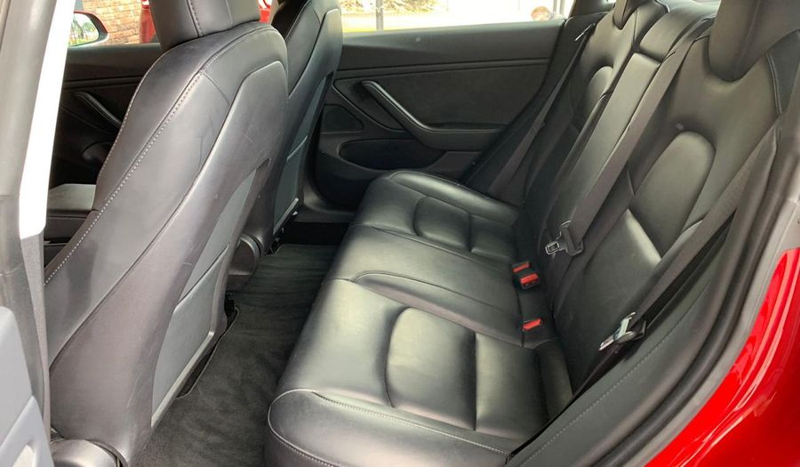 Tesla Model 3 LONG RANGE Sedan 2019