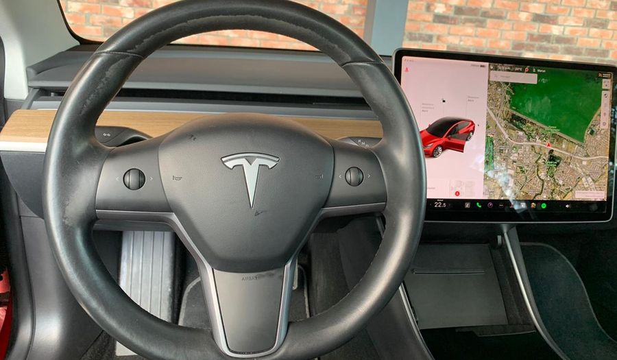 Tesla Model 3 LONG RANGE Sedan 2019