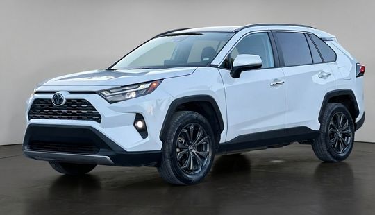 Toyota • RAV4