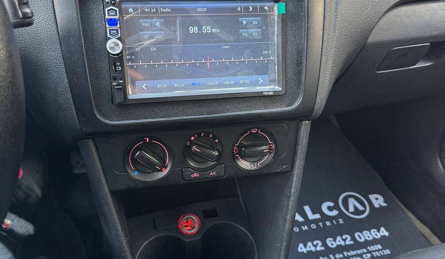 Volkswagen Polo 1.6 STARTLINE Hatchback 2021