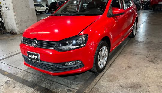 Volkswagen • Polo