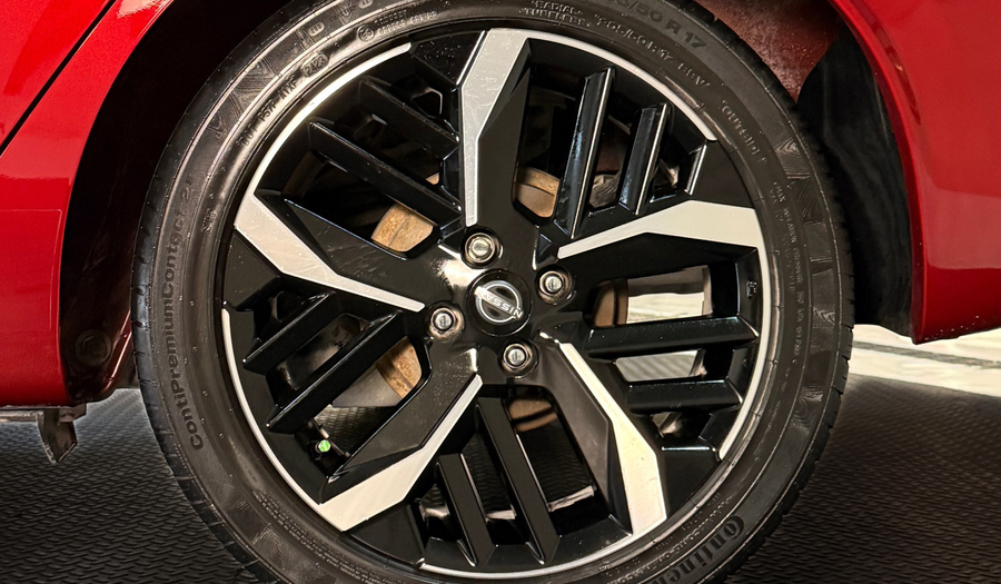 Nissan Versa 1.6 EXCLUSIVE CVT Sedan 2023