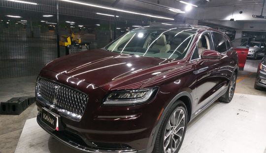 Lincoln • Nautilus