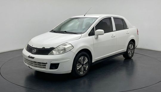 Nissan • Tiida