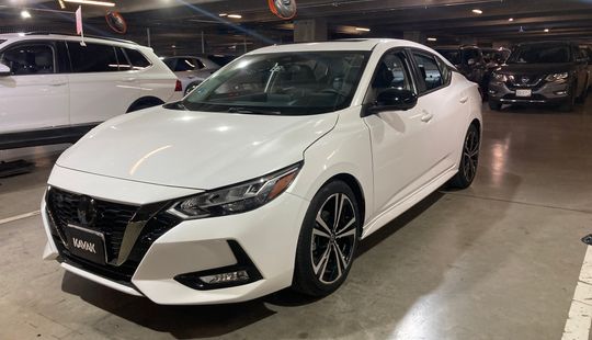 Nissan • Sentra