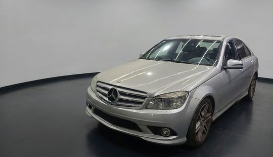 Mercedes Benz • Clase C