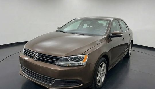 Volkswagen • Jetta