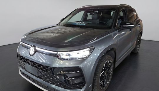 Volkswagen • Tiguan