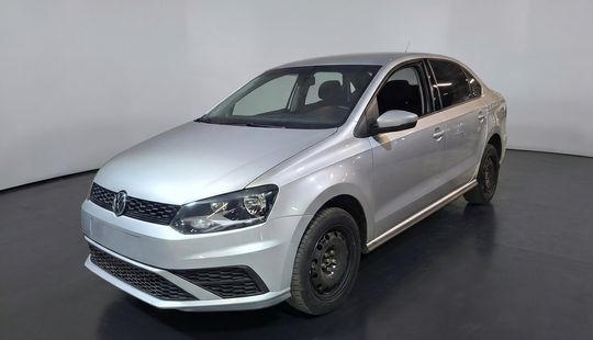 Volkswagen • Vento