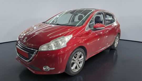 Peugeot • 208
