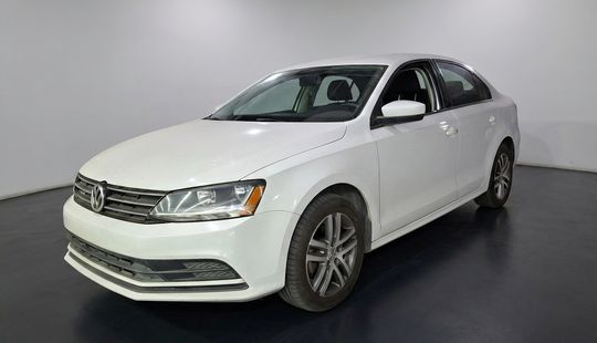 Volkswagen • Jetta