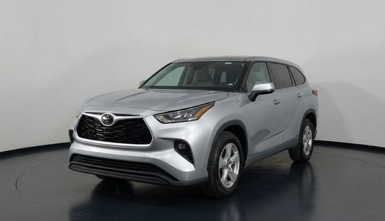 Toyota • Highlander