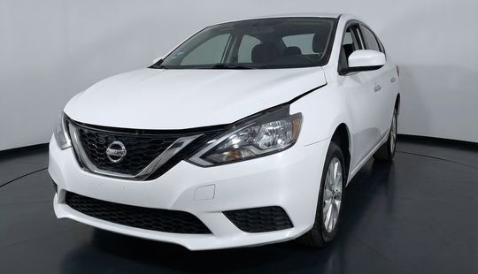 Nissan • Sentra