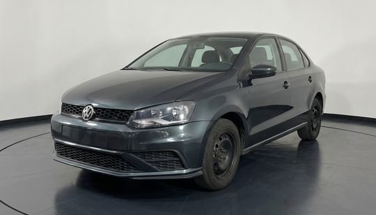 Volkswagen • Vento