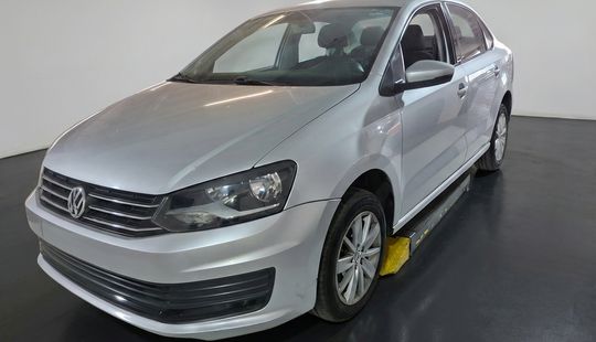 Volkswagen • Vento