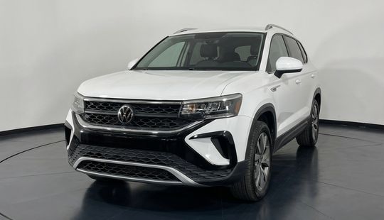 Volkswagen • Taos