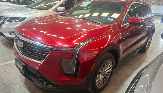 Cadillac • XT4