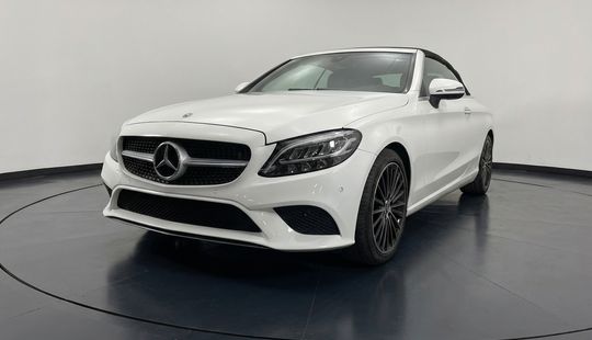 Mercedes Benz • Clase C