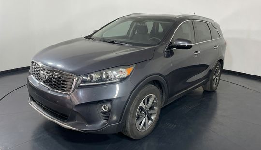 Kia • Sorento