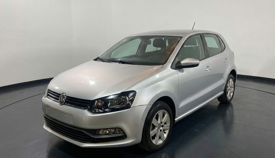 Volkswagen • Polo