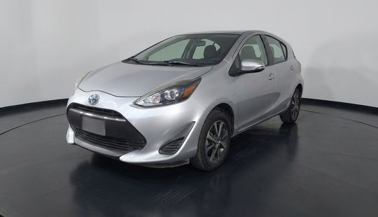 Toyota • Prius C