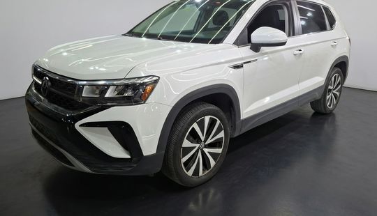 Volkswagen • Taos
