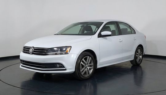 Volkswagen • Jetta