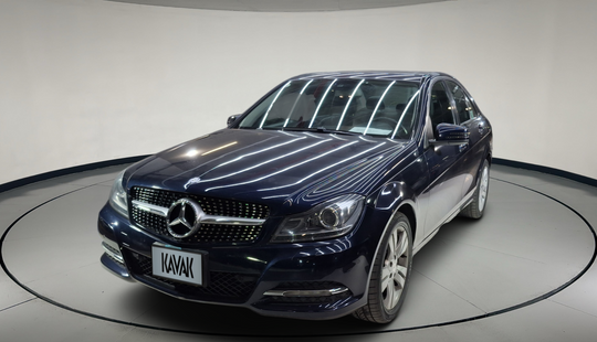 Mercedes Benz • Clase C