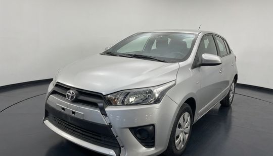 Toyota • Yaris