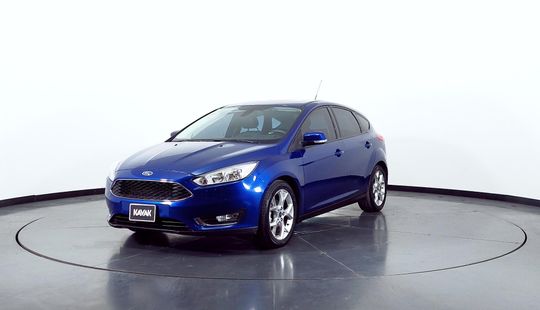 Ford Focus III 2.0 Se Plus At6 L/14-2015