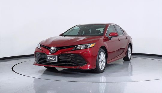 Toyota Camry LE-2019