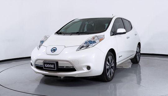 Nissan • Leaf