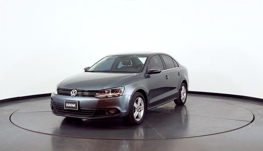 Volkswagen Vento 2.5 Advance Plus Tiptron 170cv 2014