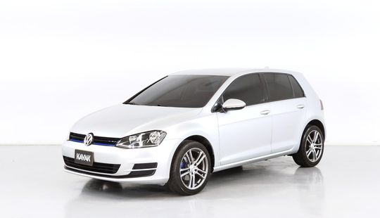 Volkswagen Golf TrendLine T-2015