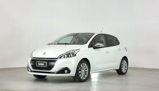 Peugeot • 208