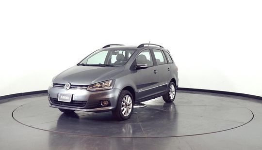 Volkswagen Suran 1.6 Imotion Highline-2015