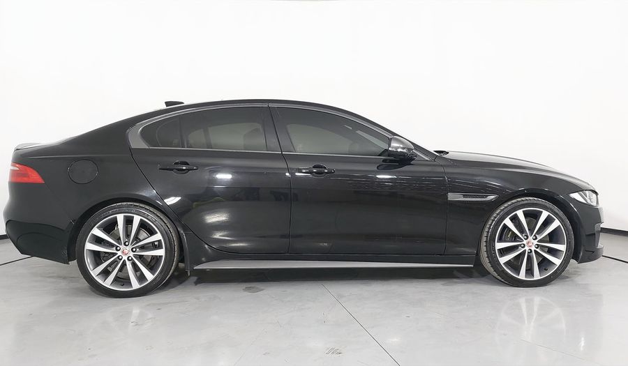 Jaguar Xe 2.0 SPORT 300 AUTO 4WD Sedan 2019