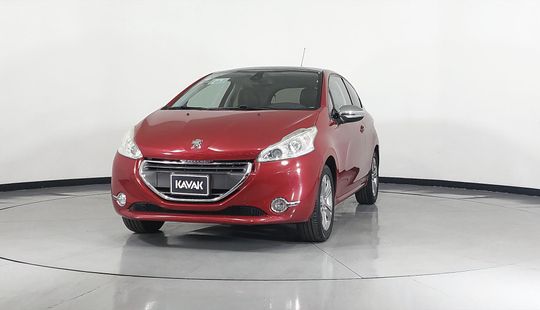 Peugeot • 208