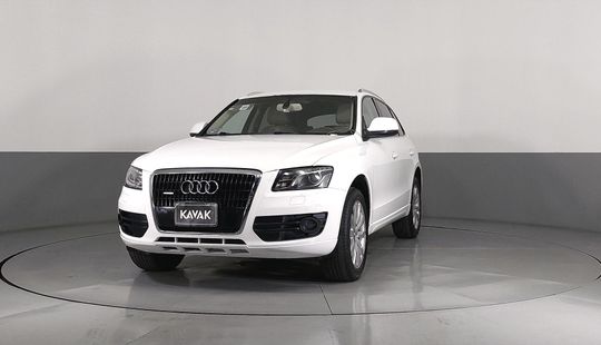 Audi • Q5