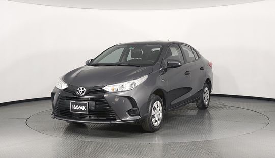 Toyota Yaris 1.3 MT-2022